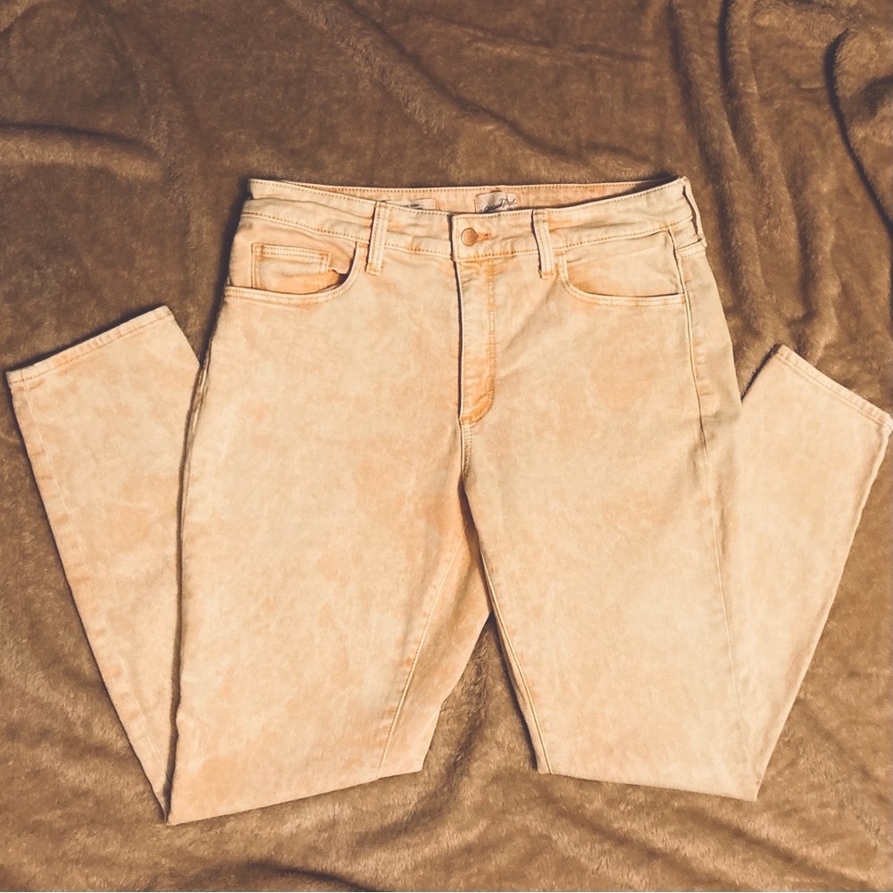 Universal Thread Acid Wash High Rise Skinny - Picture 2 of 8